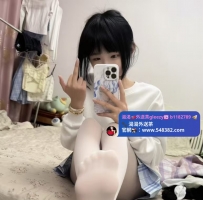芯羽｜24歲｜158cm｜C奶｜47kg  臉蛋超無害，看起來像清純系妹妹，但身材完全藏不住