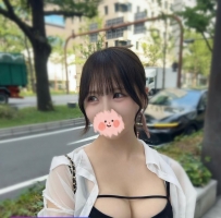 🌸出身：日本🇯🇵 🌸 名字：小梅 🌸 資訊：164cm 48kg Gcup 26歲  #氣質與性感并兼具