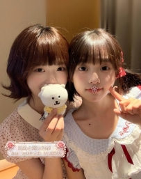 💃【蜜芽】 162cm 48kg D杯 💃【蜜糖】 167cm 52kg E杯 #清純高顔值姐妹花