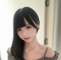 🤩 名字：書妤 160・B・45・24歲 🤩 介紹：帶著學生時期的青春氣息，讓人忍不住多看幾