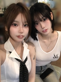 💃【蜜芽】 162cm 48kg D杯 💃【蜜糖】 167cm 52kg E杯 #清純高顔值姐妹花