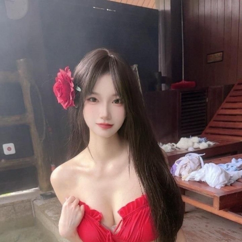 樂樂 160/44/D/21歲