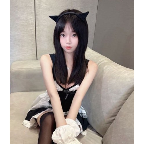 小蕾162cm 46kgC奶19歲