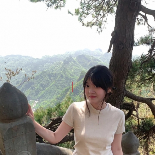 💓資料：倪妮 158.E.22.45kg 💓地區：#南部推薦 💓特殊：全程無套   奶頭敏感、奶子白