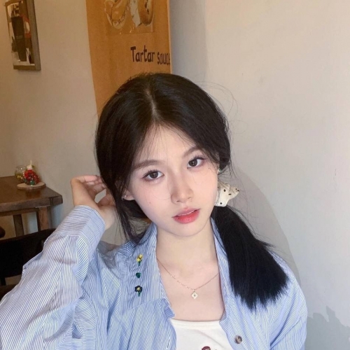 💖 小林 156cm｜43kg｜C+奶｜20歲  💋服務特色：外貌甜美漂亮，身材比例極佳，乖巧聽