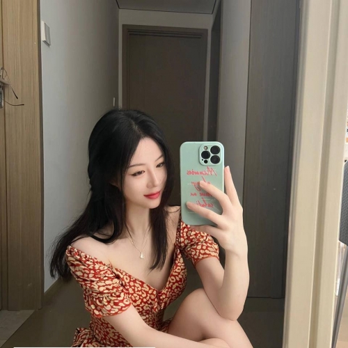 ❤️金宜萱   169  47  D  24 ❤️地區 #妖妖南部推薦 #職業  時尚麻豆 性感風騷紅牌