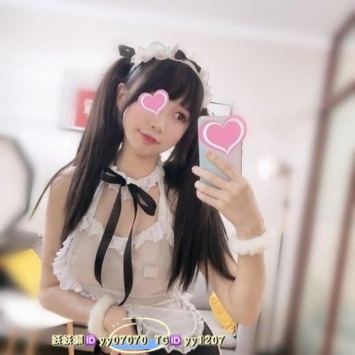 😂  名字：蜜桃 😂  年紀：22歲 👏